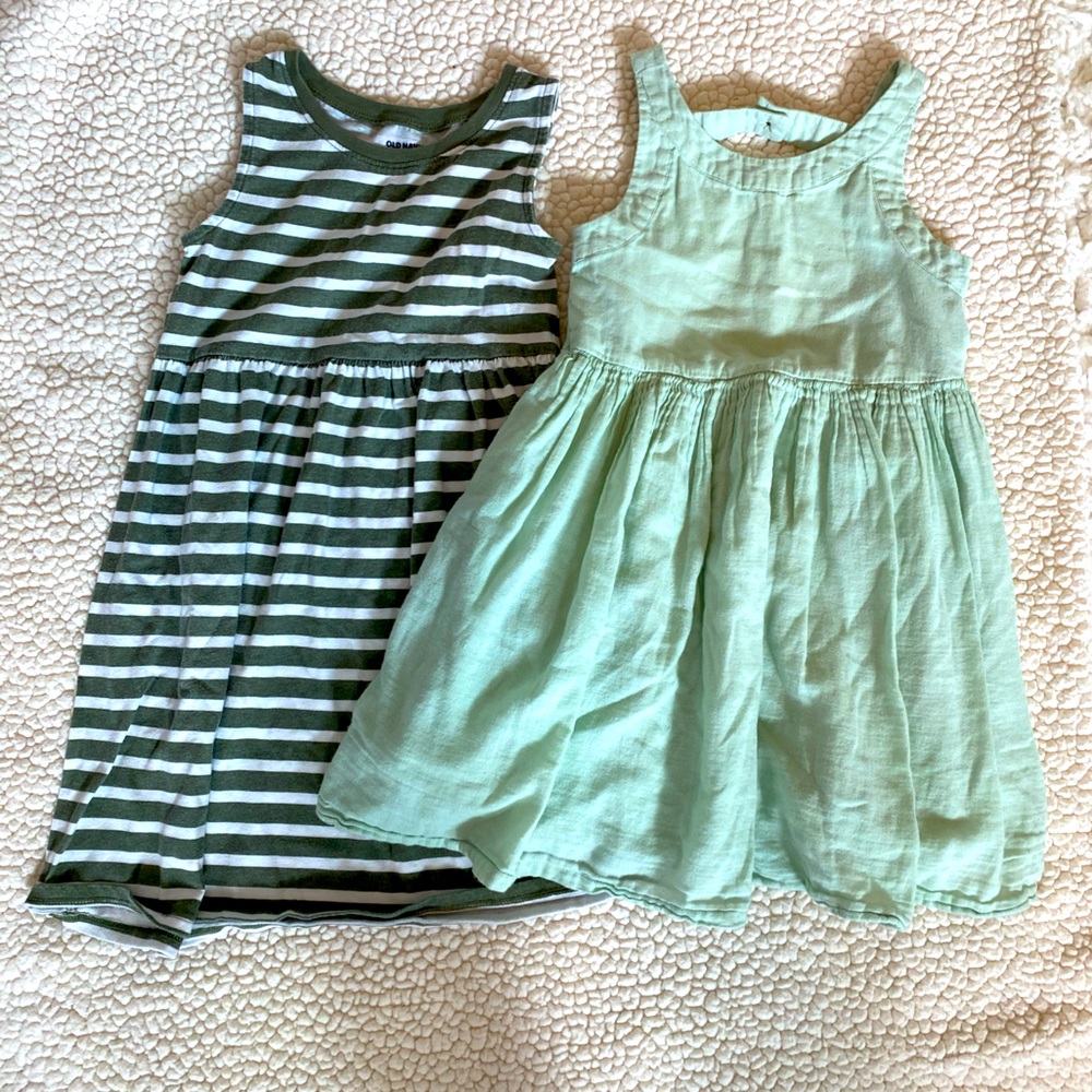 Set of two green dresses, girls size 5T